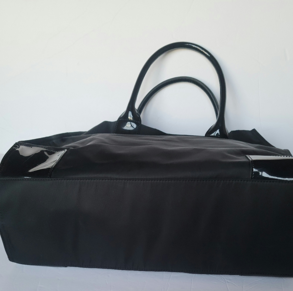 Tory Burch Ella patent nylon tote - Picture 6 of 9